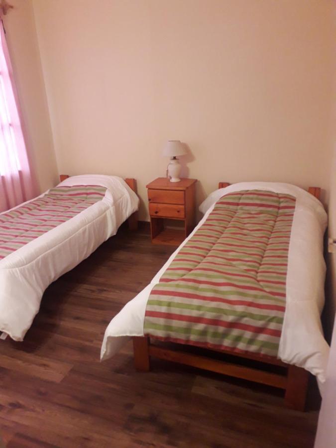 La Casa Del Mono Bed & Breakfast Ushuaia Bagian luar foto