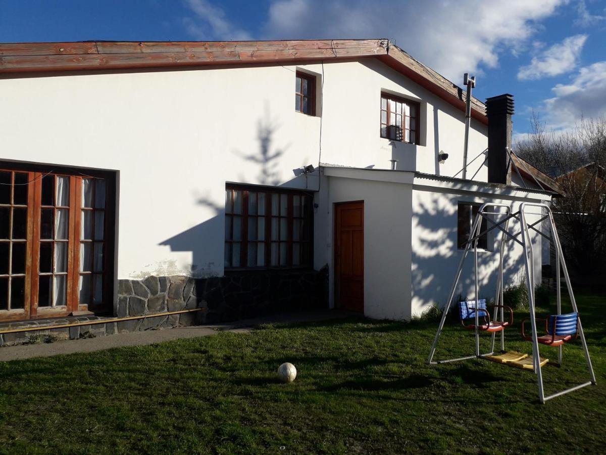 La Casa Del Mono Bed & Breakfast Ushuaia Bagian luar foto